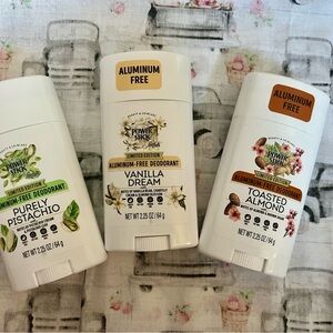 Power Stick Aluminum-Free Deodorant Trio💚🤍🤎